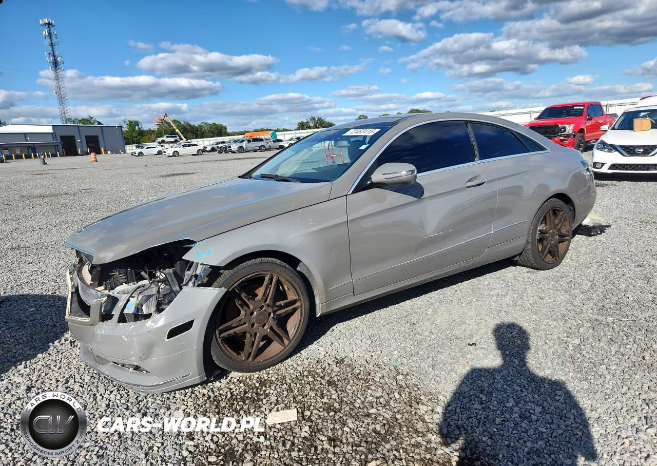 2010 Mercedes-Benz E 350 VIN:WDDKJ5GB3AF010617 - 1