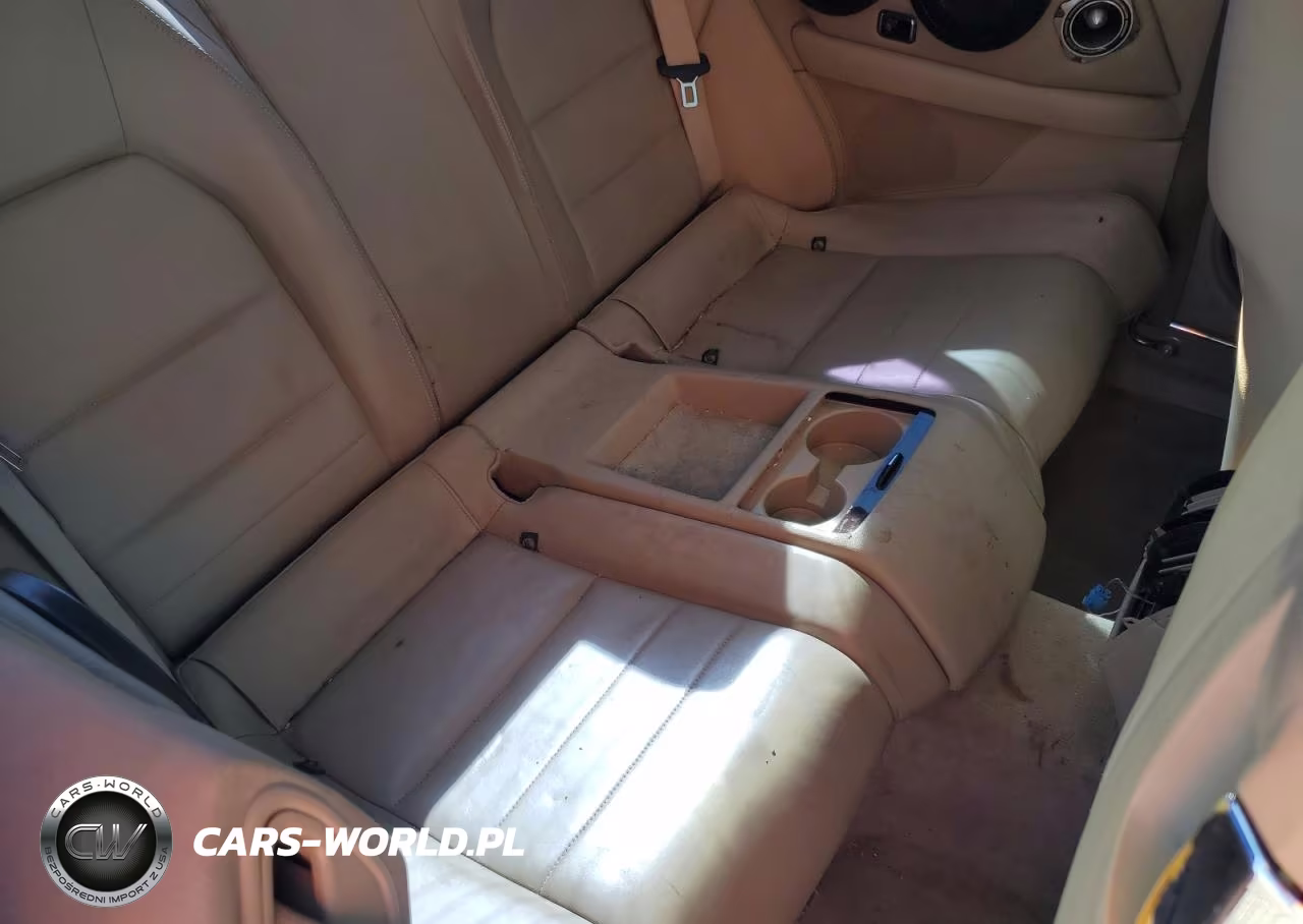 2010 Mercedes-Benz E 350 VIN:WDDKJ5GB3AF010617 - 10