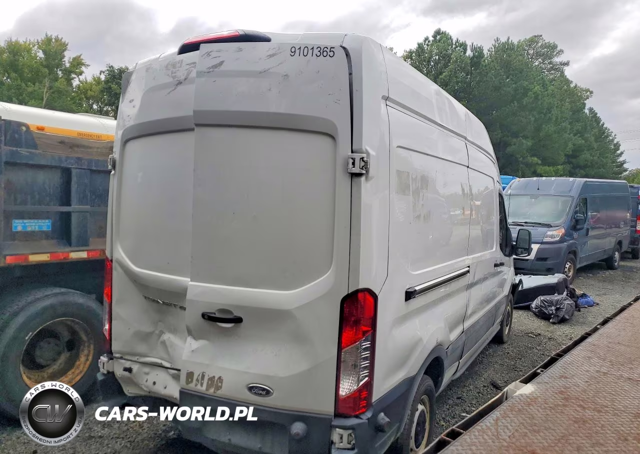 2022 Ford Transit 250 Delivery Van VIN:1FTBR1X8XNKA23412 - 3