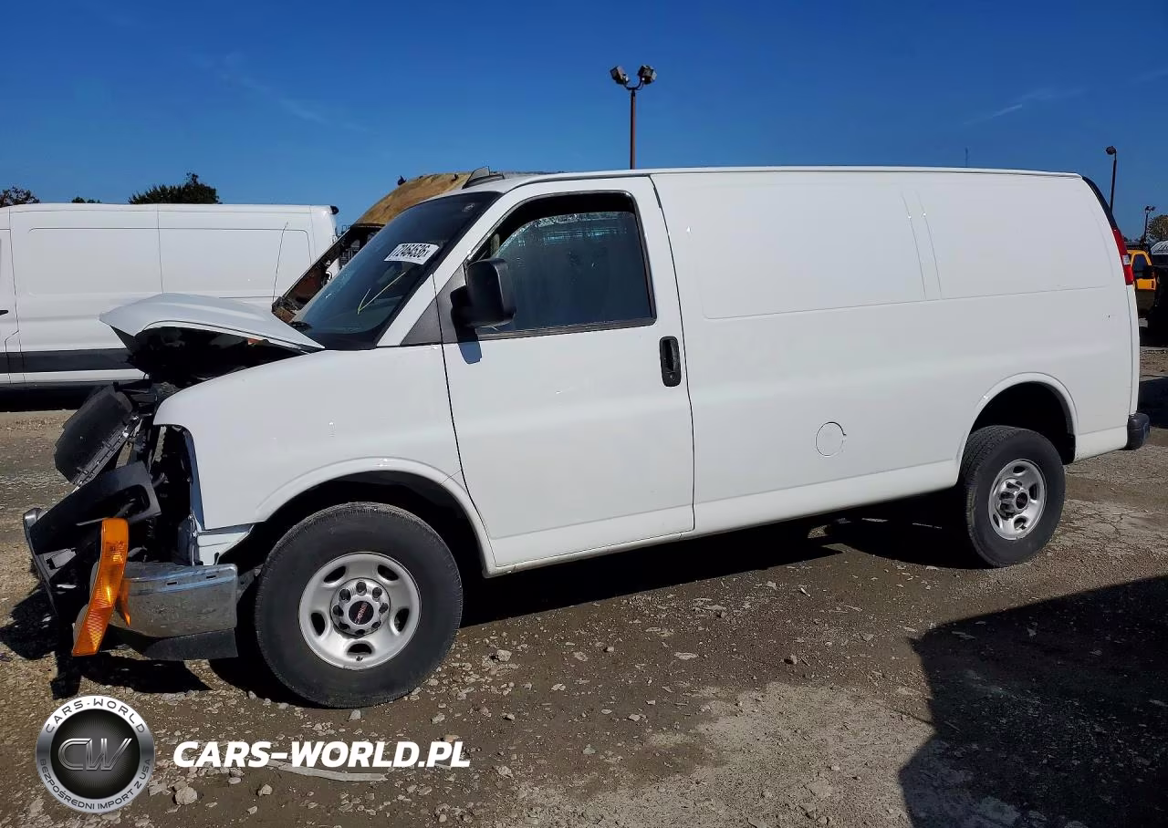 2024 GMC Savana G3500 Delivery Van