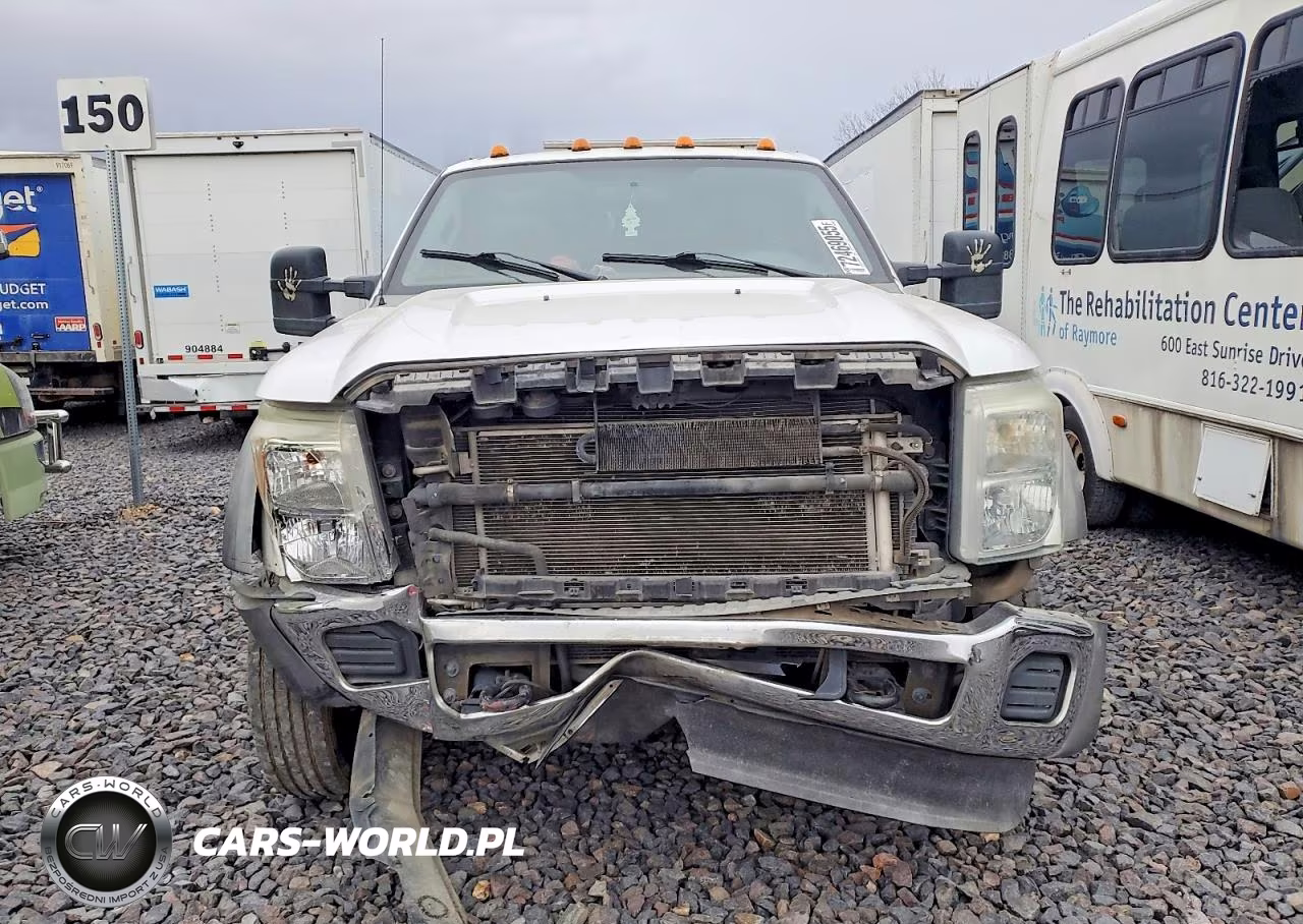 2011 Ford F550 Super Duty VIN:1FDUF5GT8BEB66975 - 5