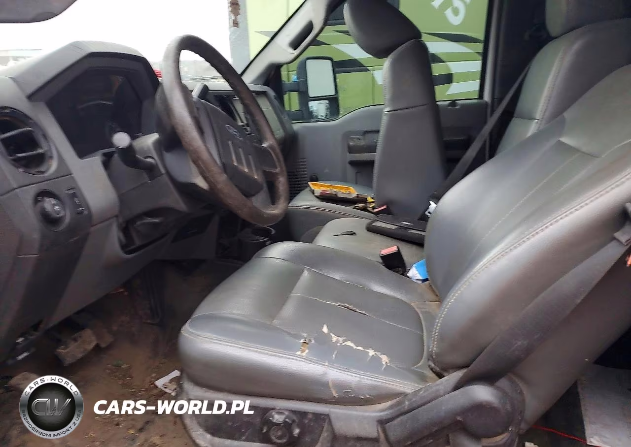 2011 Ford F550 Super Duty VIN:1FDUF5GT8BEB66975 - 7