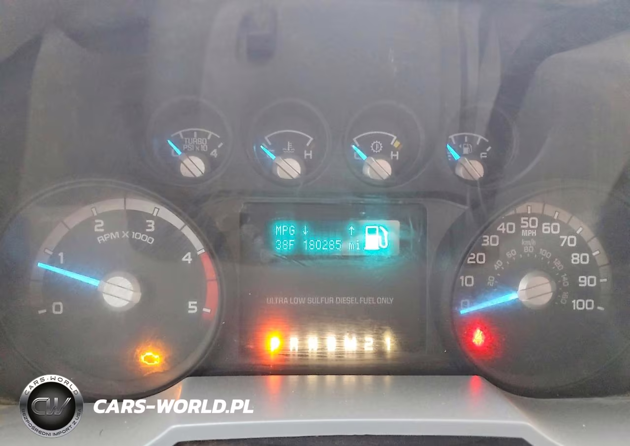 2011 Ford F550 Super Duty VIN:1FDUF5GT8BEB66975 - 9