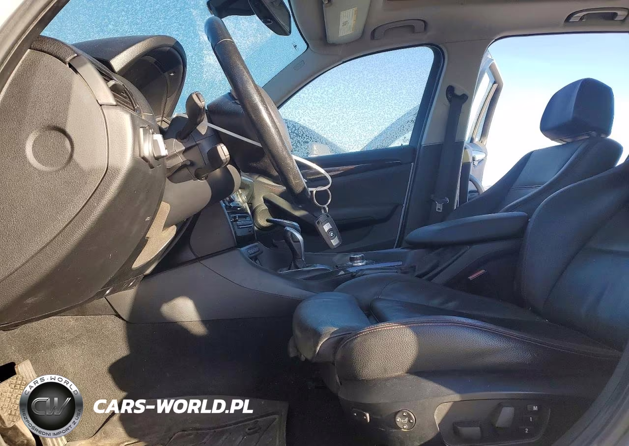 2014 BMW X1 VIN:WBAVL1C53EVY10014 - 11