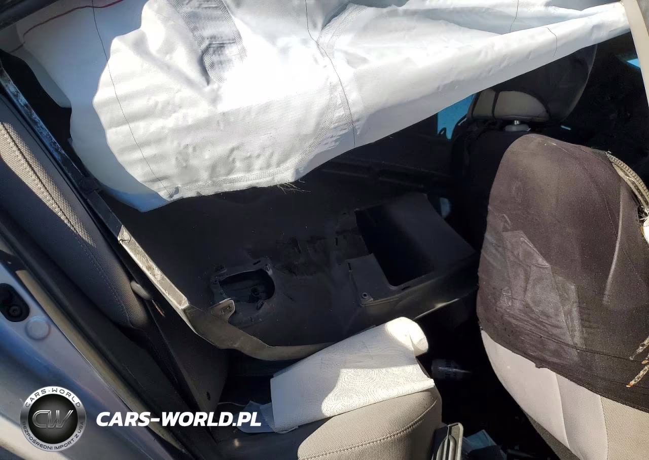 2016 Toyota Corolla L VIN:5YFBURHE9GP399699 - 10