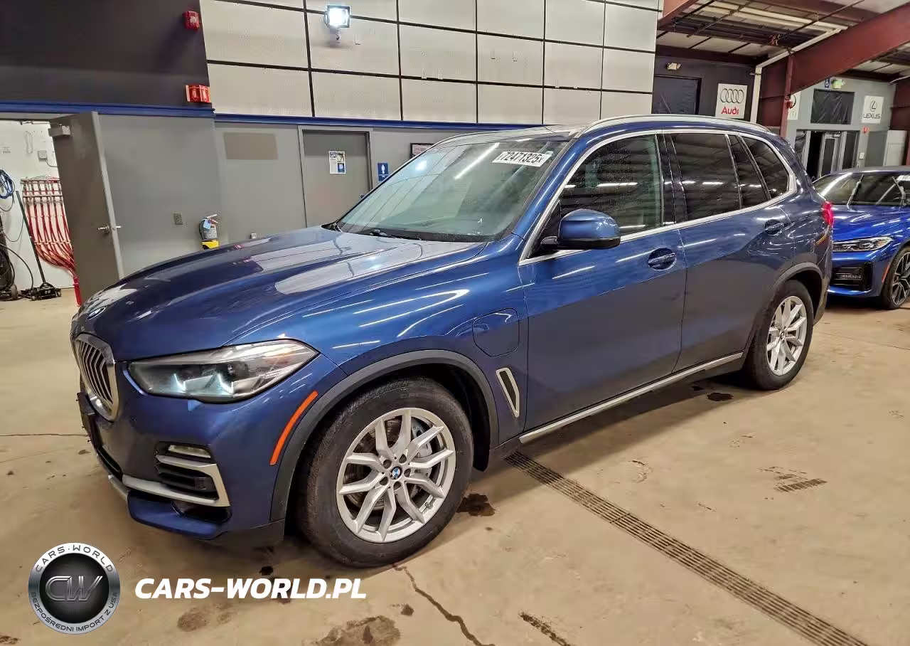 2021 BMW X5 xDrive45E