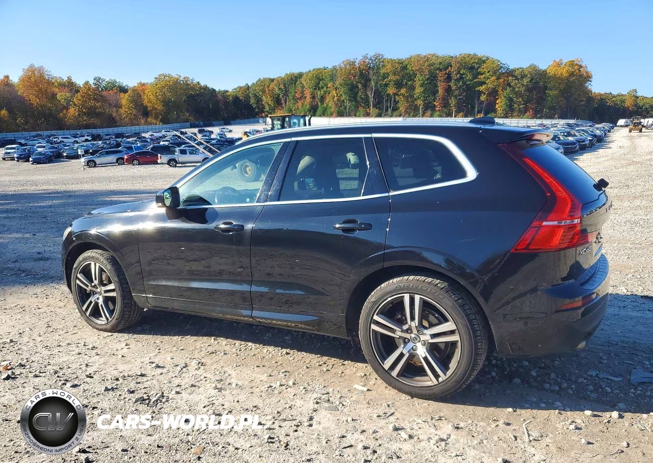 2018 Volvo Xc60 T6 Momentum VIN:YV4A22RKXJ1058074 - 2