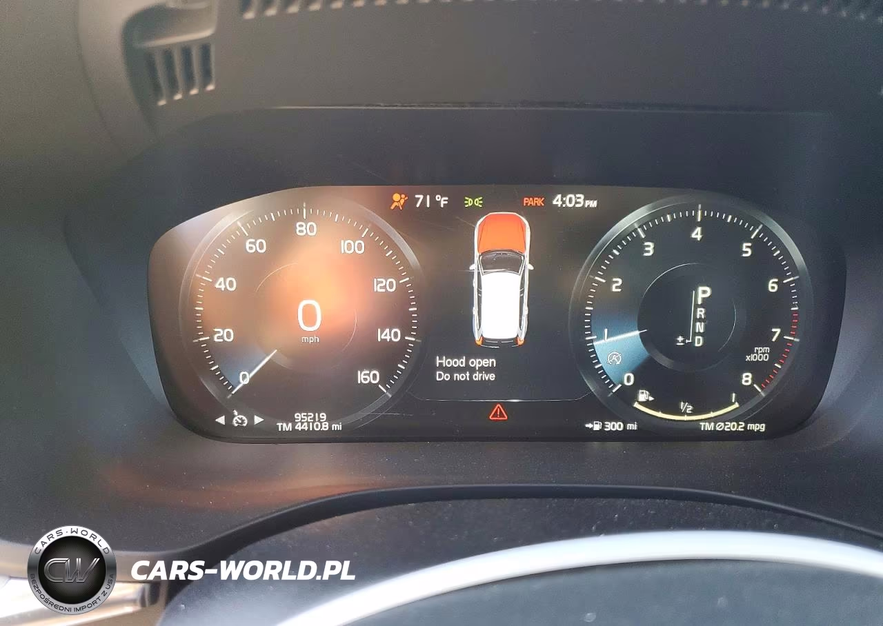 2018 Volvo Xc60 T6 Momentum VIN:YV4A22RKXJ1058074 - 9