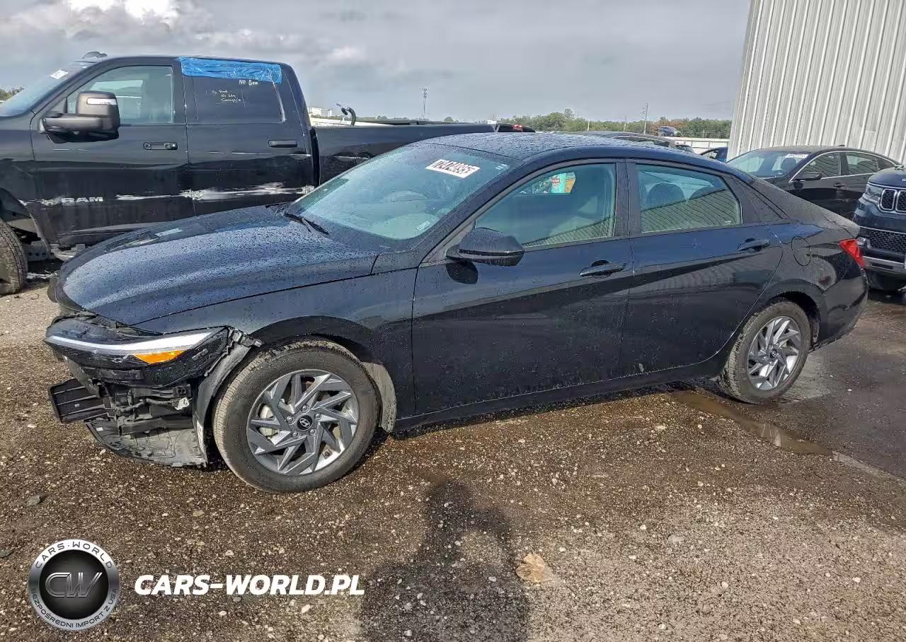 2024 Hyundai Elantra Sel