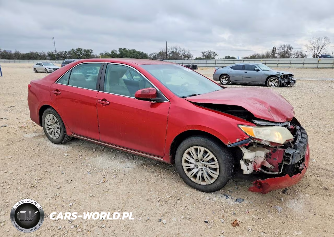 2014 Toyota Camry L VIN:4T4BF1FK4ER430248 - 4