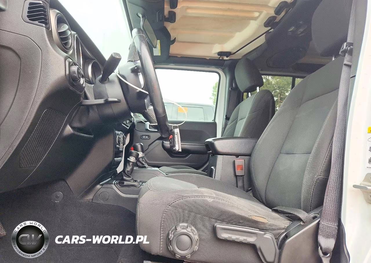 2020 Jeep Gladiator Sport VIN:1C6HJTAGXLL121190 - 7