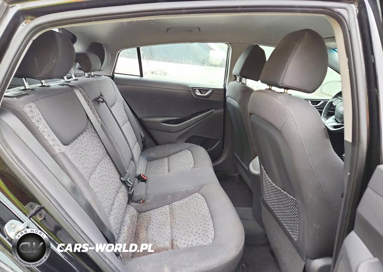 2018 Hyundai Ioniq Sel VIN:KMHC75LC1JU060421 - 10