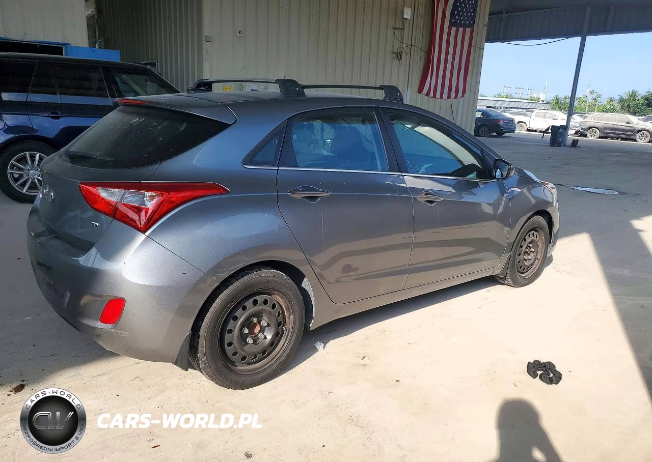 2017 Hyundai Elantra Gt Base VIN:KMHD35LH1HU382269 - 3