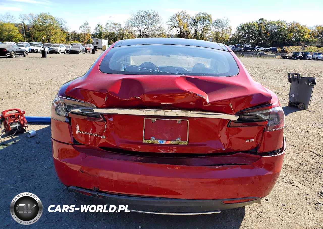 2013 Tesla Model S VIN:5YJSA1CN5DFP15673 - 6