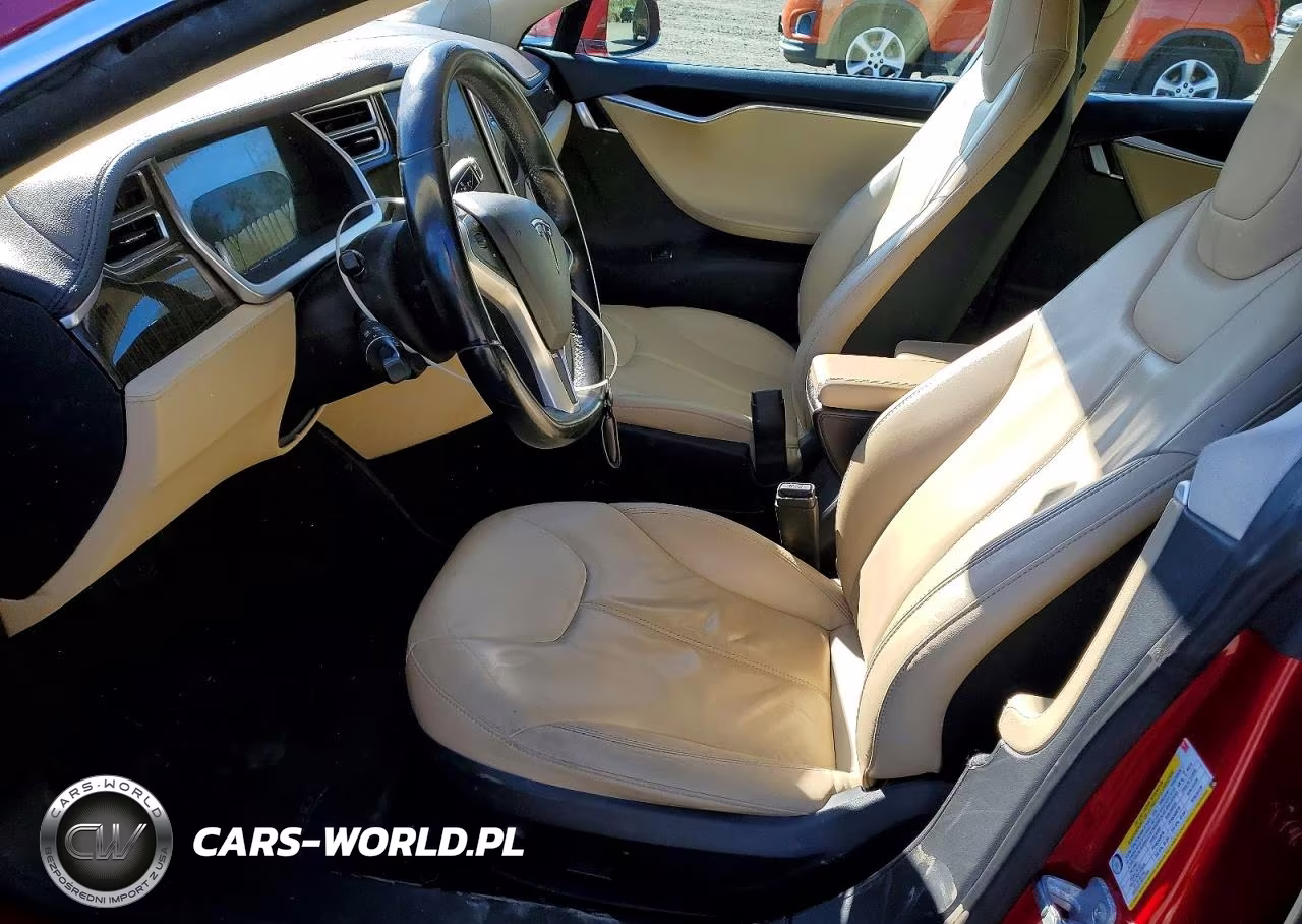 2013 Tesla Model S VIN:5YJSA1CN5DFP15673 - 7