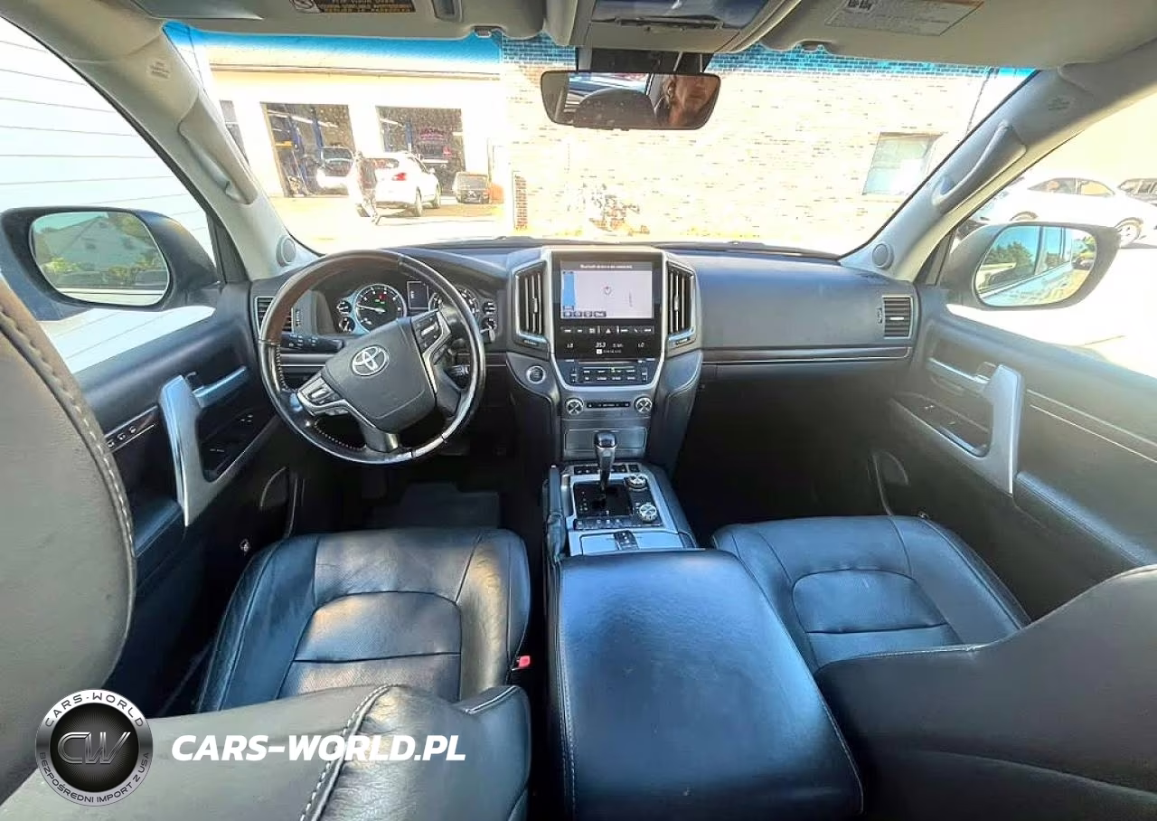 2018 Toyota Land Cruiser Base VIN:JTMCY7AJ7J4071759 - 13