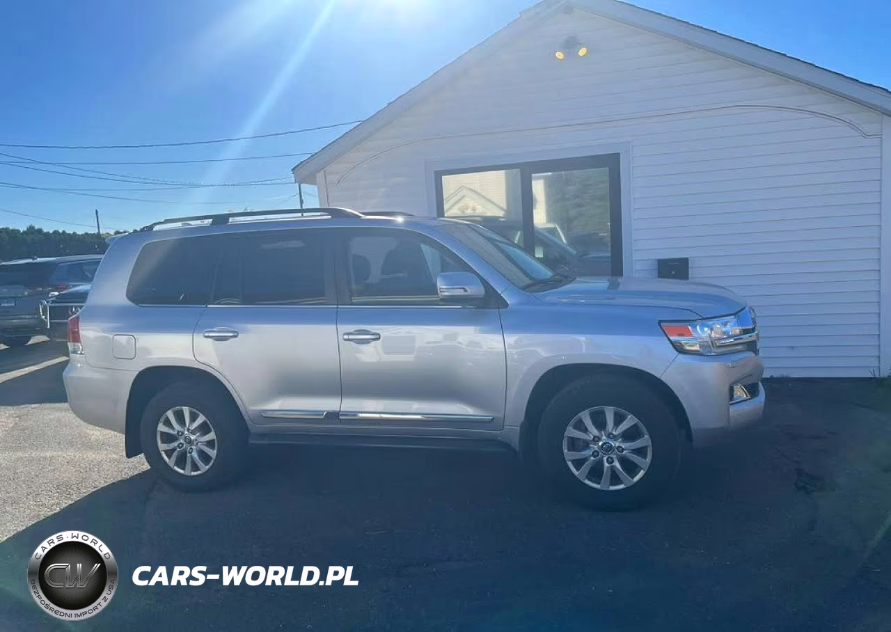 2018 Toyota Land Cruiser Base VIN:JTMCY7AJ7J4071759 - 5
