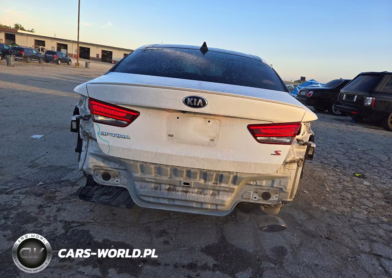 2018 Kia Optima S VIN:5XXGT4L35JG247033 - 6