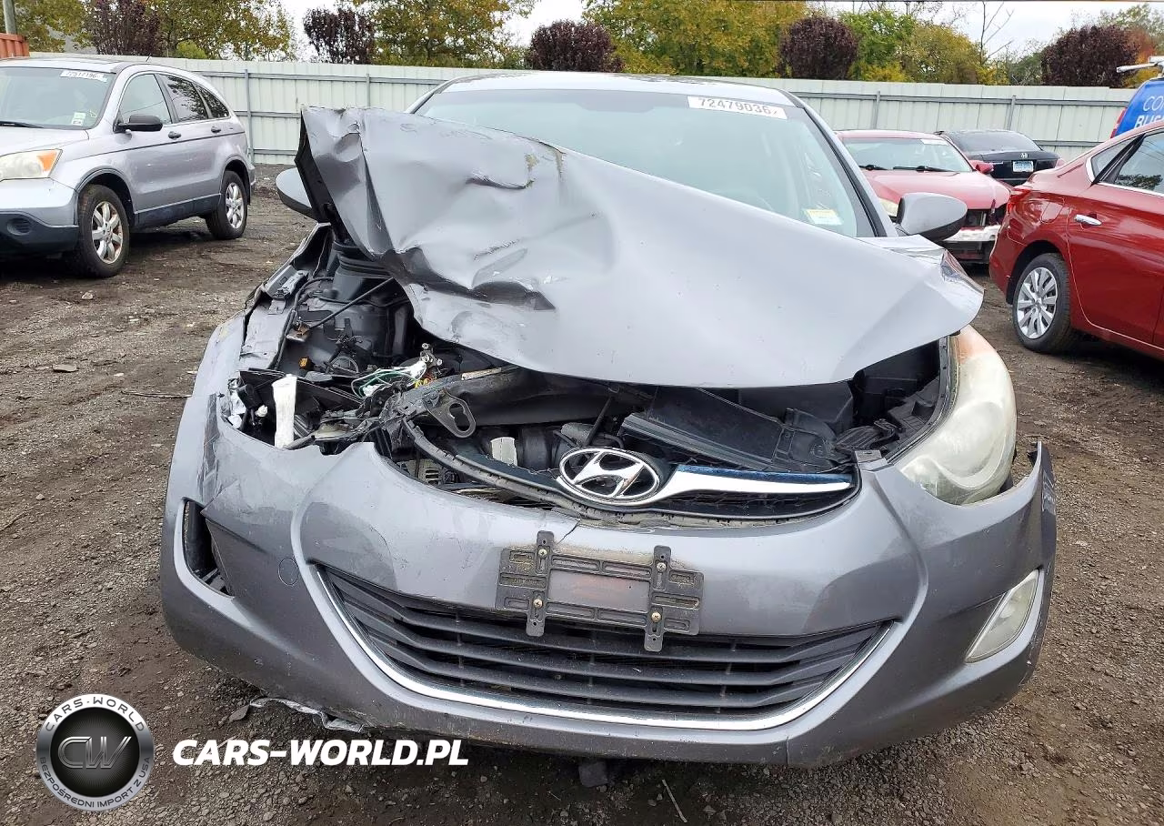 2012 Hyundai Elantra Gls VIN:5NPDH4AE2CH093901 - 5