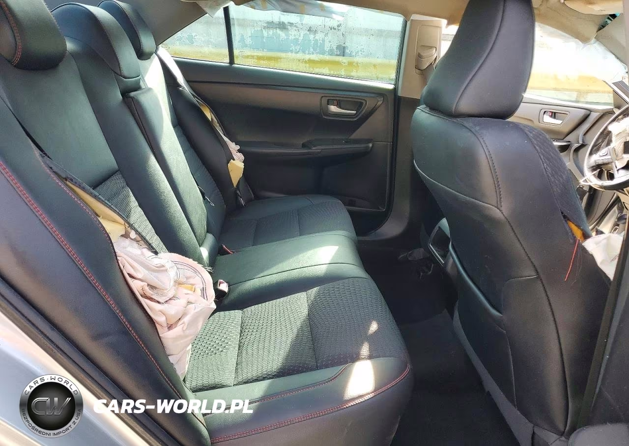 2015 Toyota Camry Se VIN:4T1BF1FK8FU909459 - 10