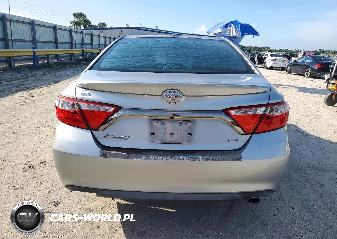 2015 Toyota Camry Se VIN:4T1BF1FK8FU909459 - 6
