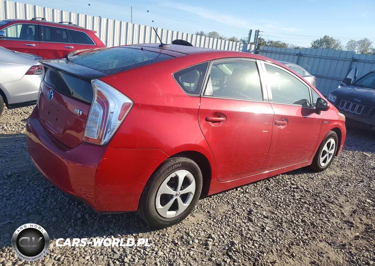 2014 Toyota Prius Three VIN:JTDKN3DU9E0385929 - 3