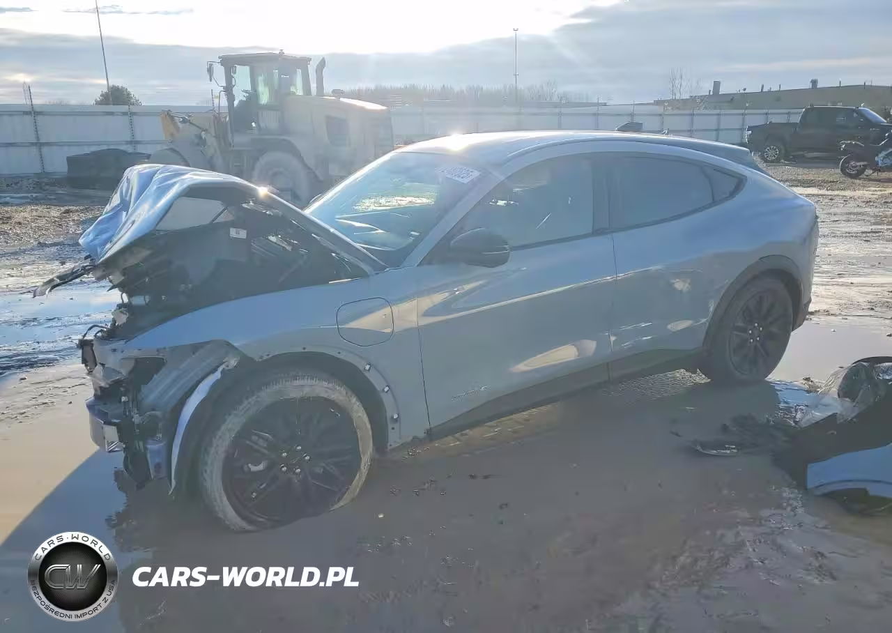 2025 Ford Mustang Mach-E Select