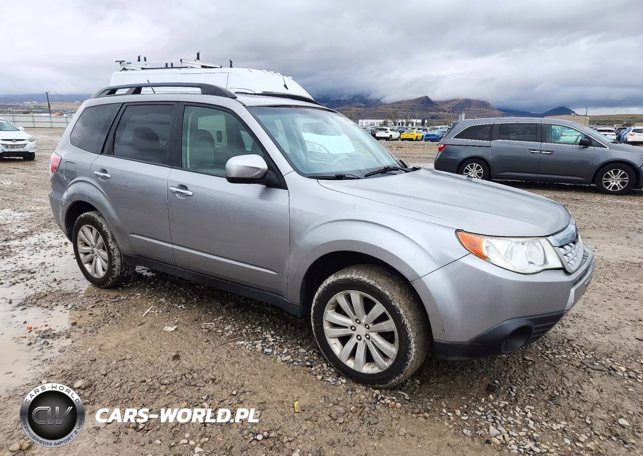 2011 Subaru Forester 2.5X Premium VIN:JF2SHBDC9BH740170 - 4