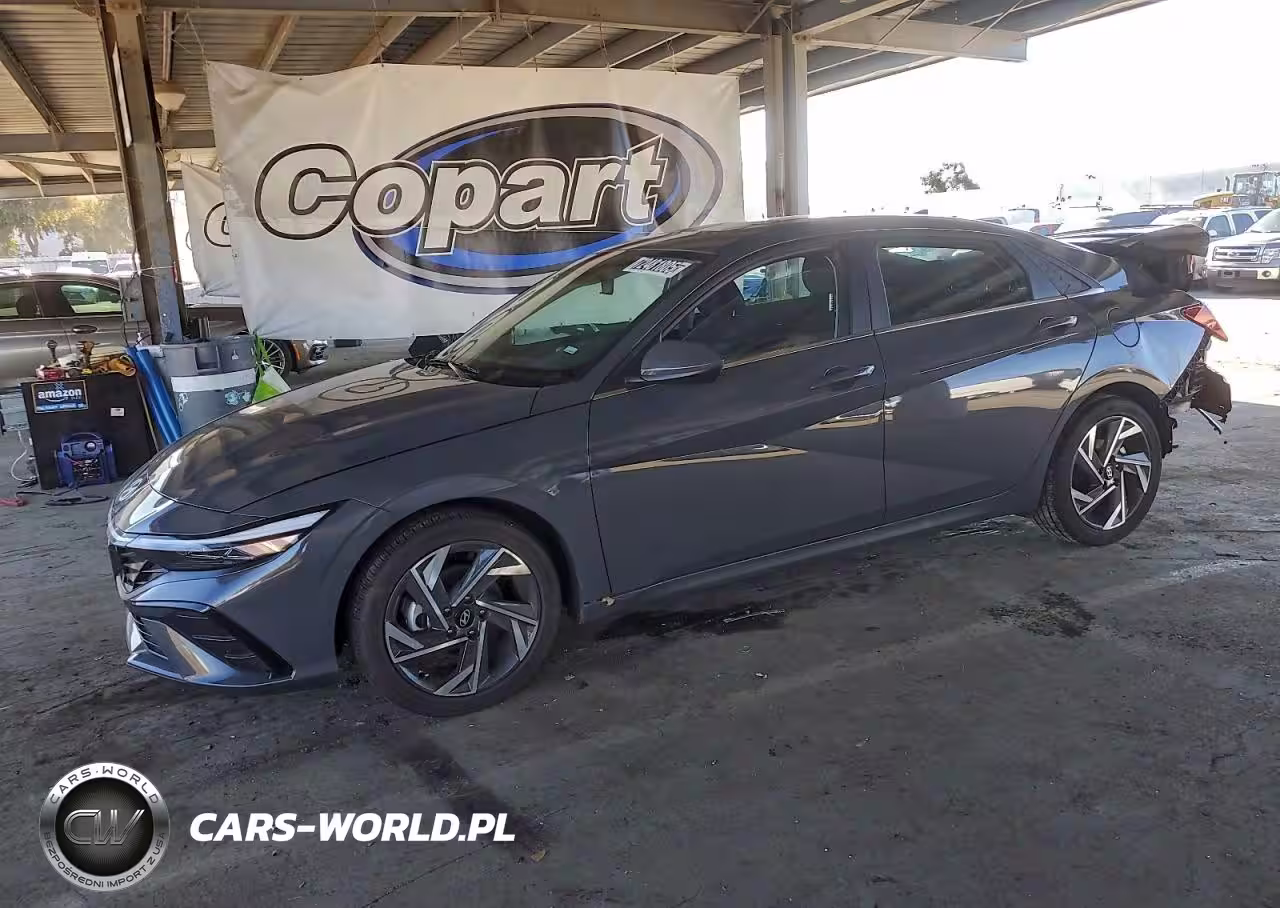 2025 Hyundai Elantra Sel