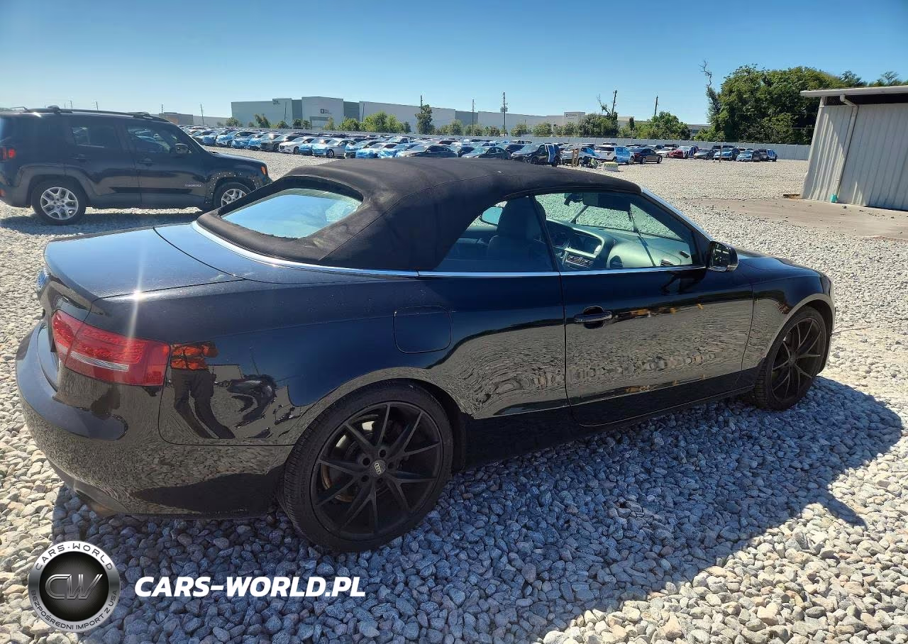 2010 Audi A5 Premium Plus VIN:WAUJFAFH3AN013901 - 3