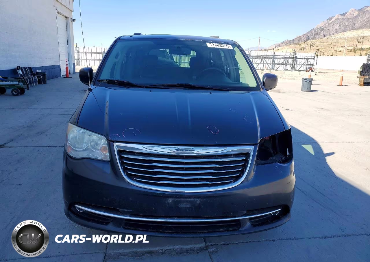2014 Chrysler Town & Country Touring VIN:2C4RC1BG8ER203648 - 5