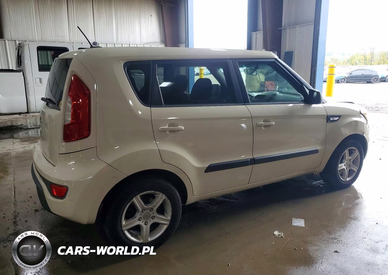 2012 Kia Soul Base VIN:KNDJT2A53C7460282 - 3