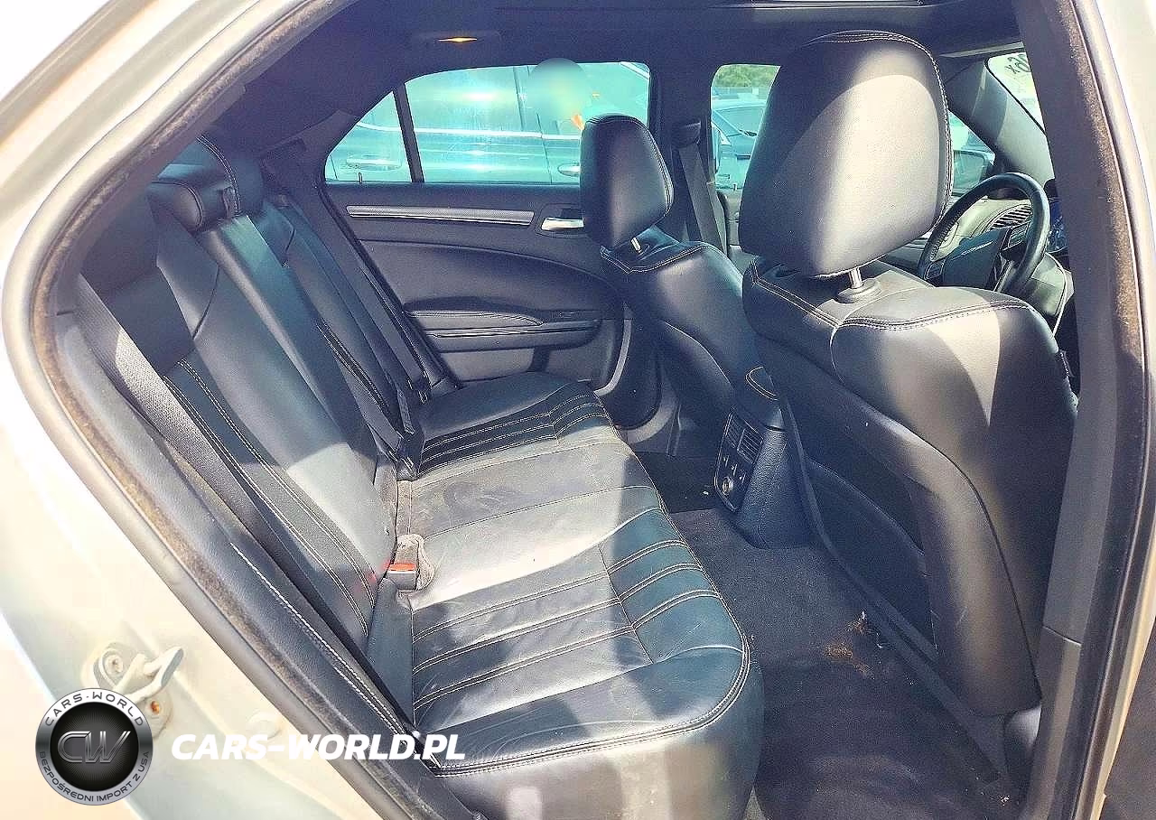 2012 Chrysler 300 S VIN:2C3CCAGG4CH170685 - 10