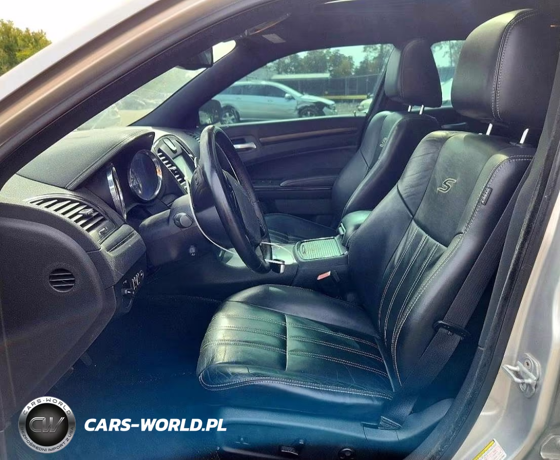 2012 Chrysler 300 S VIN:2C3CCAGG4CH170685 - 7