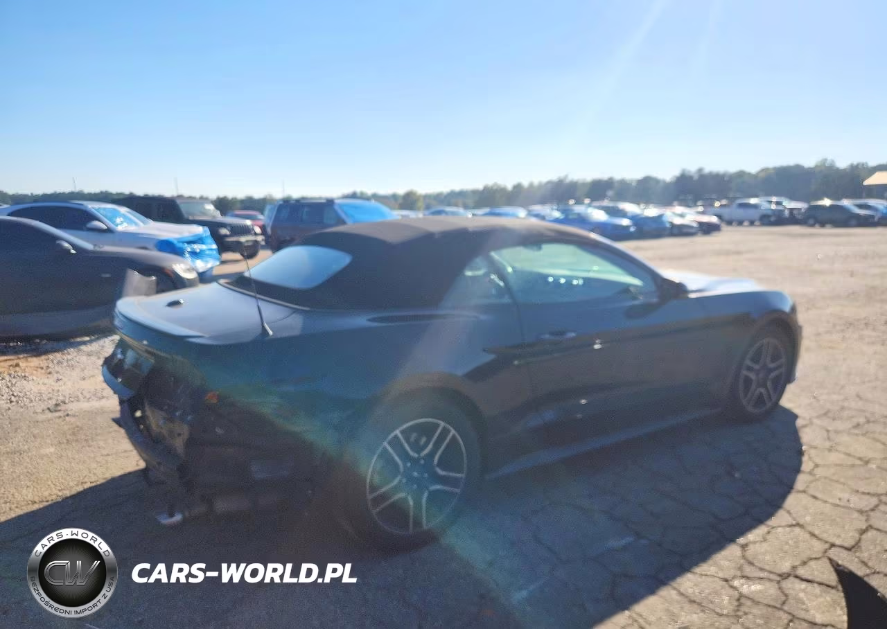 2018 Ford Mustang VIN:1FATP8UH5J5155838 - 3
