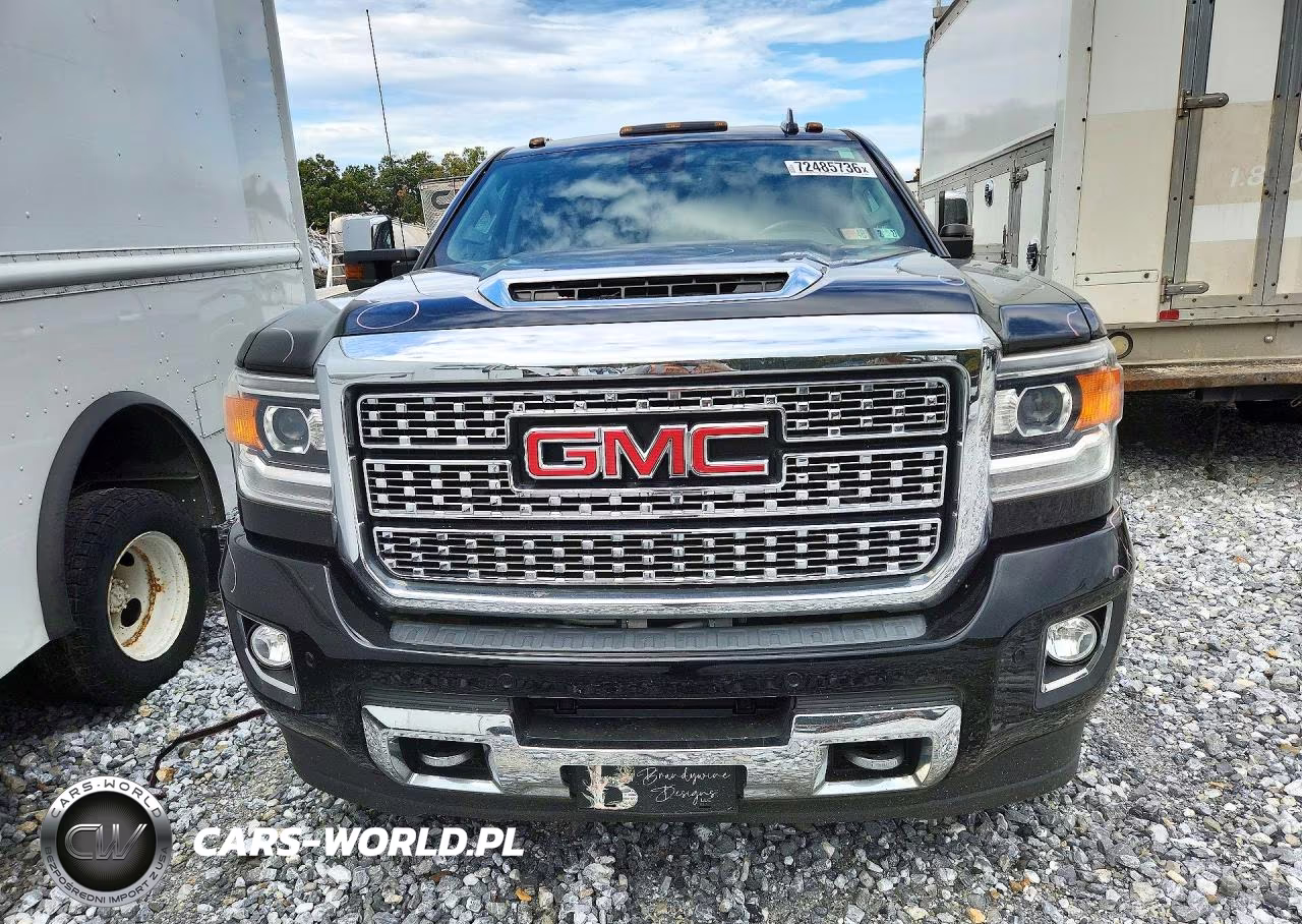 2019 GMC Sierra K3500 Denali VIN:1GT42WEYXKF105089 - 5