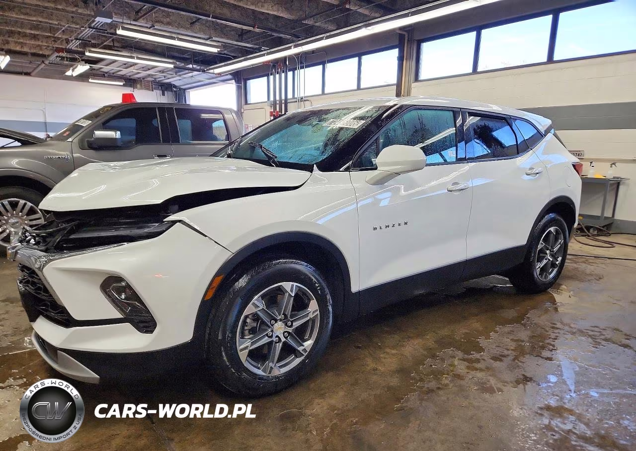 2025 Chevrolet Blazer 2Lt