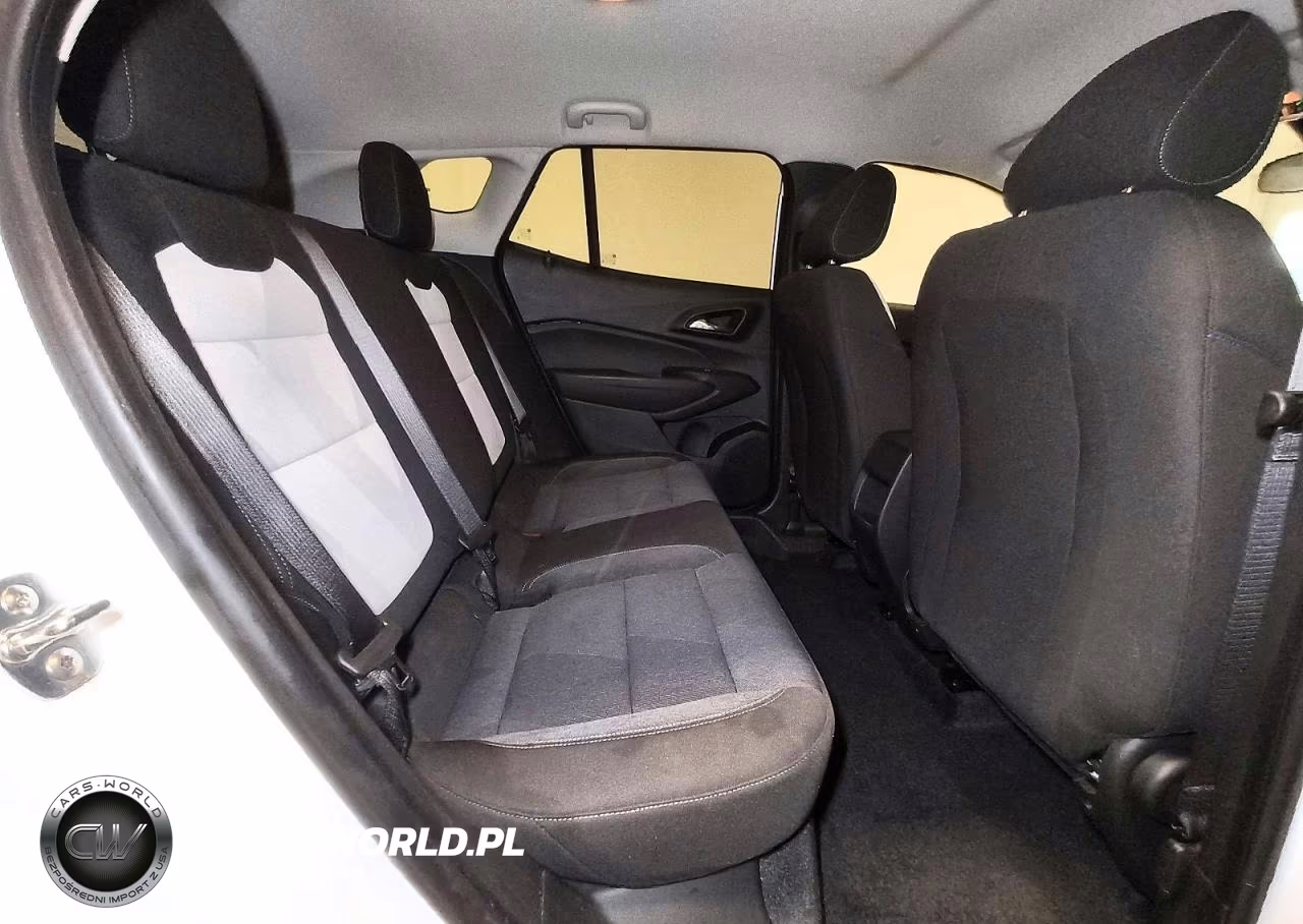 2024 Chevrolet Trax Ls VIN:KL77LFE22RC243255 - 11
