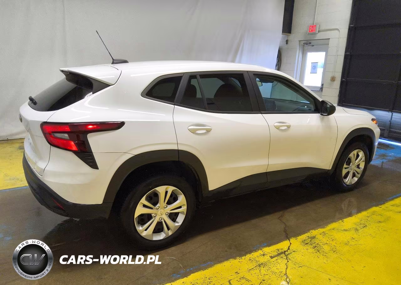 2024 Chevrolet Trax Ls VIN:KL77LFE28RC243132 - 3