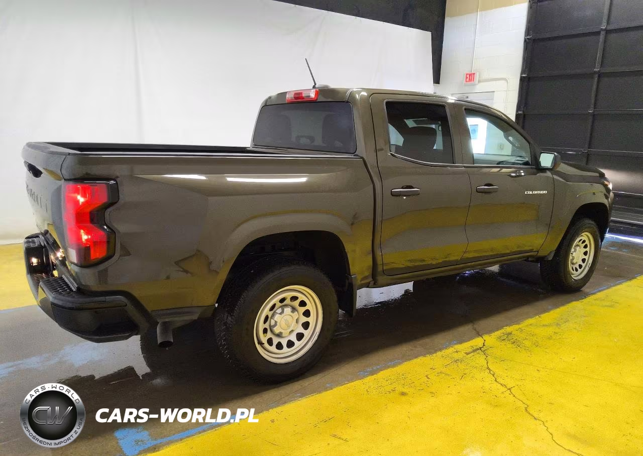 2024 Chevrolet Colorado VIN:1GCGSBECXR1266950 - 3