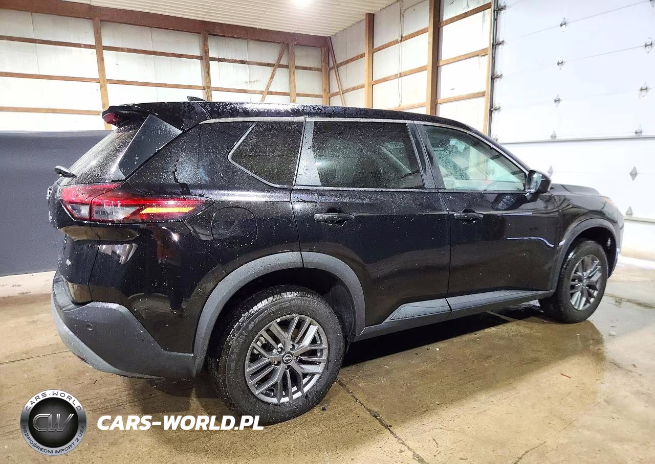 2023 Nissan Rogue S VIN:5N1BT3AB8PC856989 - 3