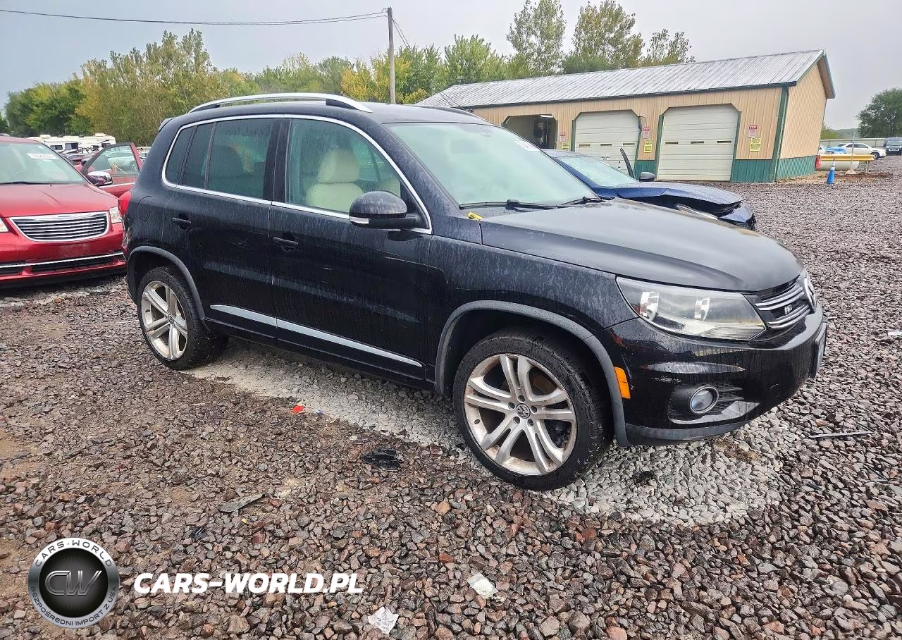 2016 Volkswagen Tiguan VIN:WVGBV7AX7GW089003 - 4
