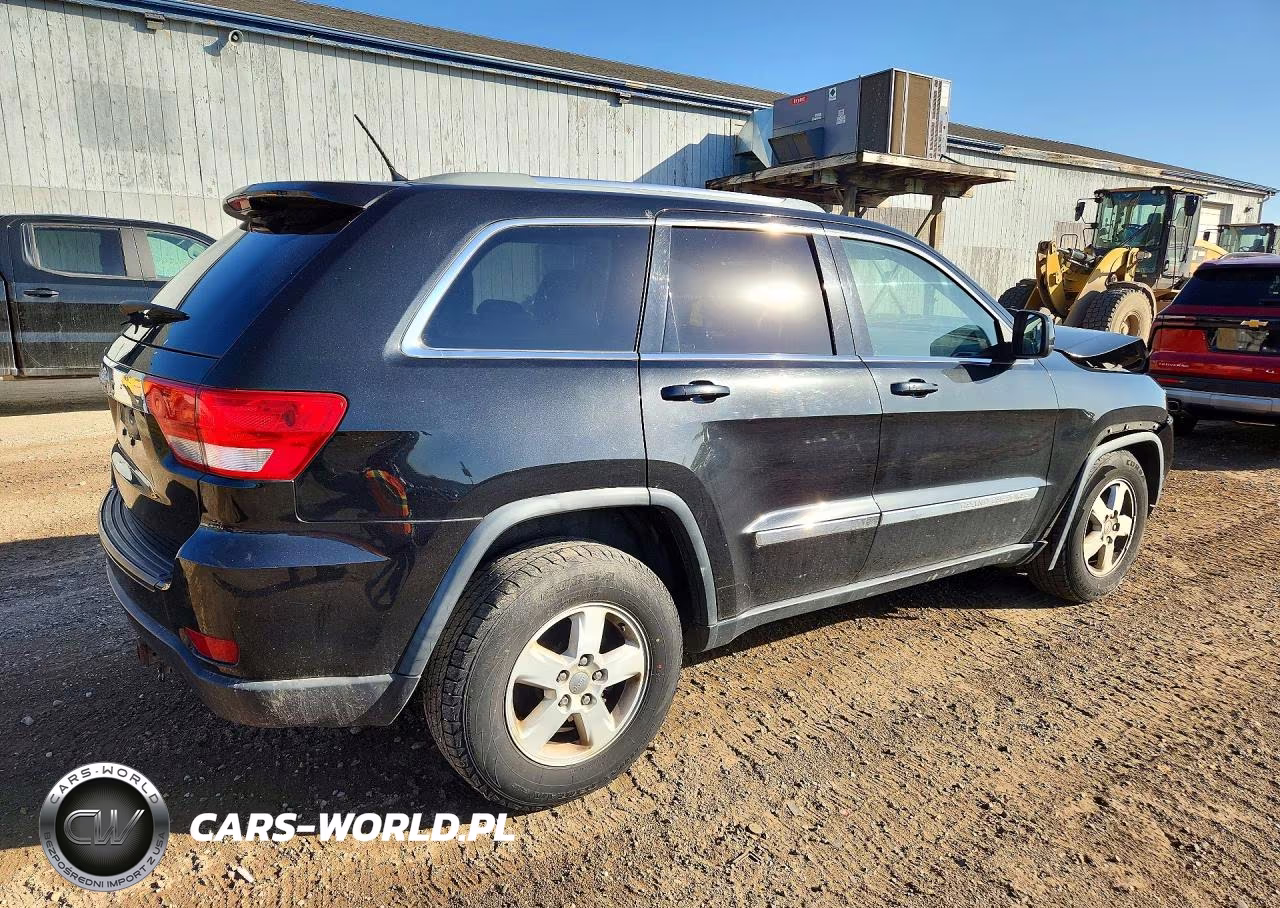 2012 Jeep Grand Cherokee Laredo VIN:1C4RJFAG8CC226051 - 3