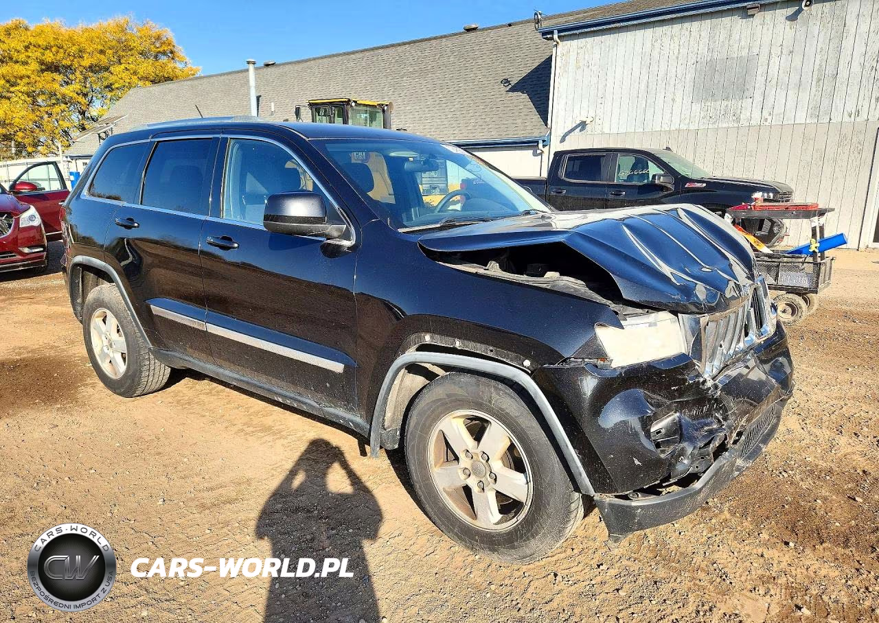 2012 Jeep Grand Cherokee Laredo VIN:1C4RJFAG8CC226051 - 4