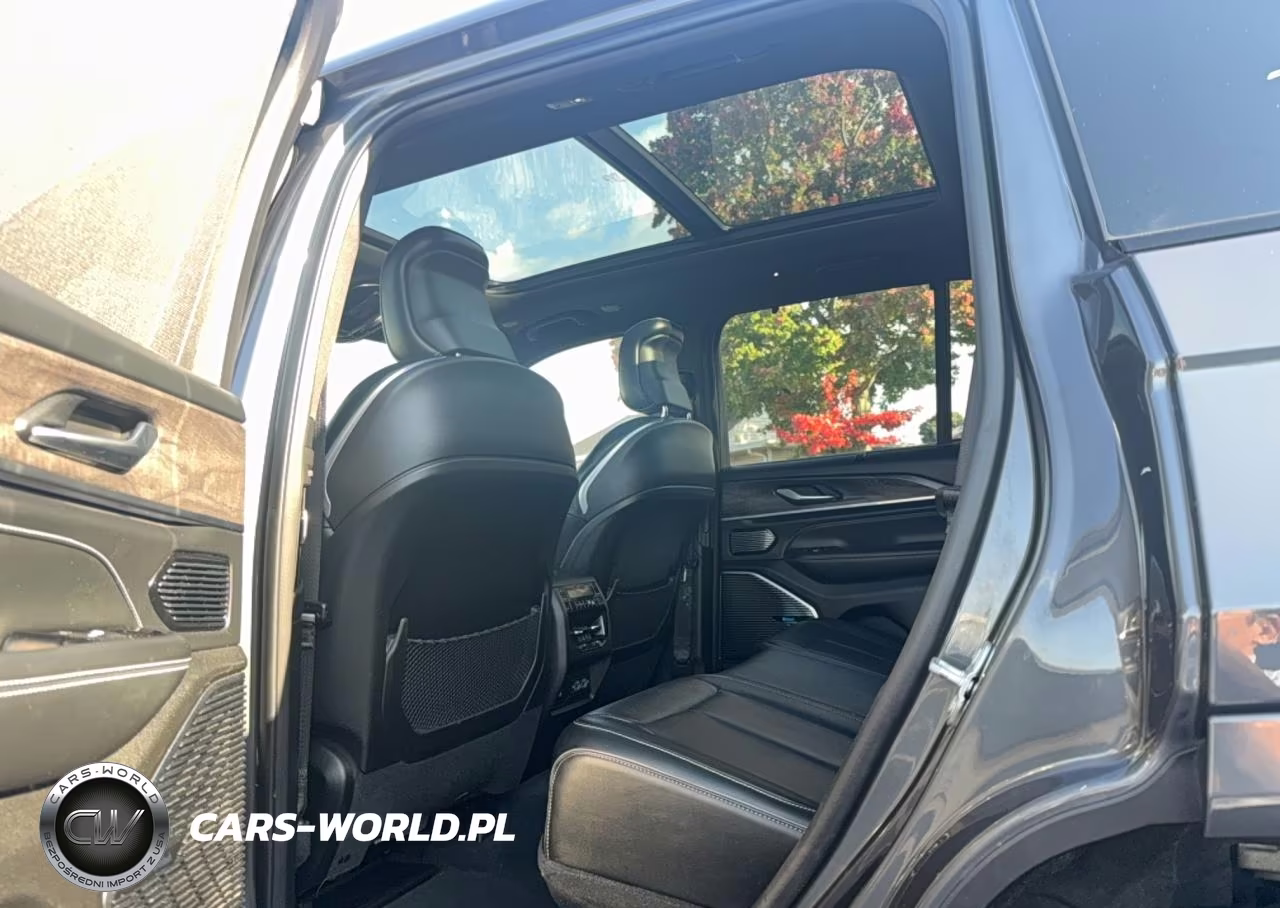 2022 Jeep Grand Cherokee Overland VIN:1C4RJHDG6N8621729 - 14