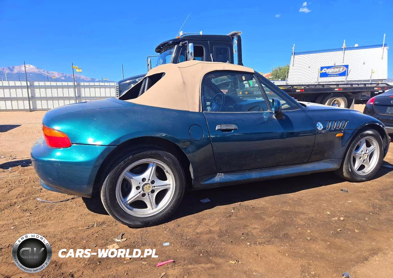 1999 BMW Z3 2.3 VIN:4USCH9339XLF81472 - 3