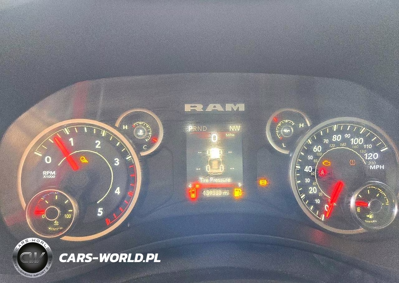 2019 Ram 2500 Tradesman VIN:3C6UR5HL6KG667373 - 9