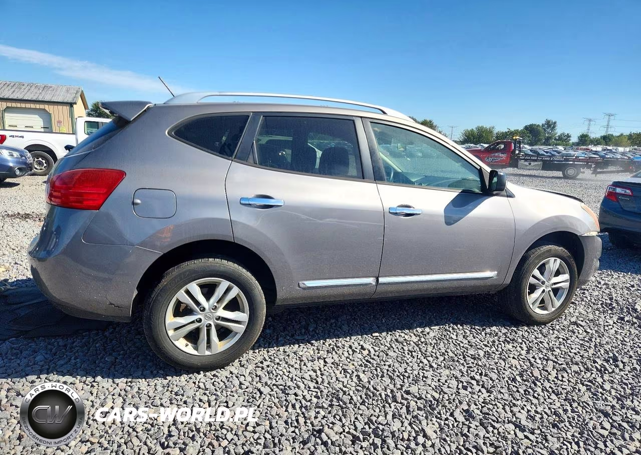 2015 Nissan Rogue Select S VIN:JN8AS5MV4FW751114 - 3