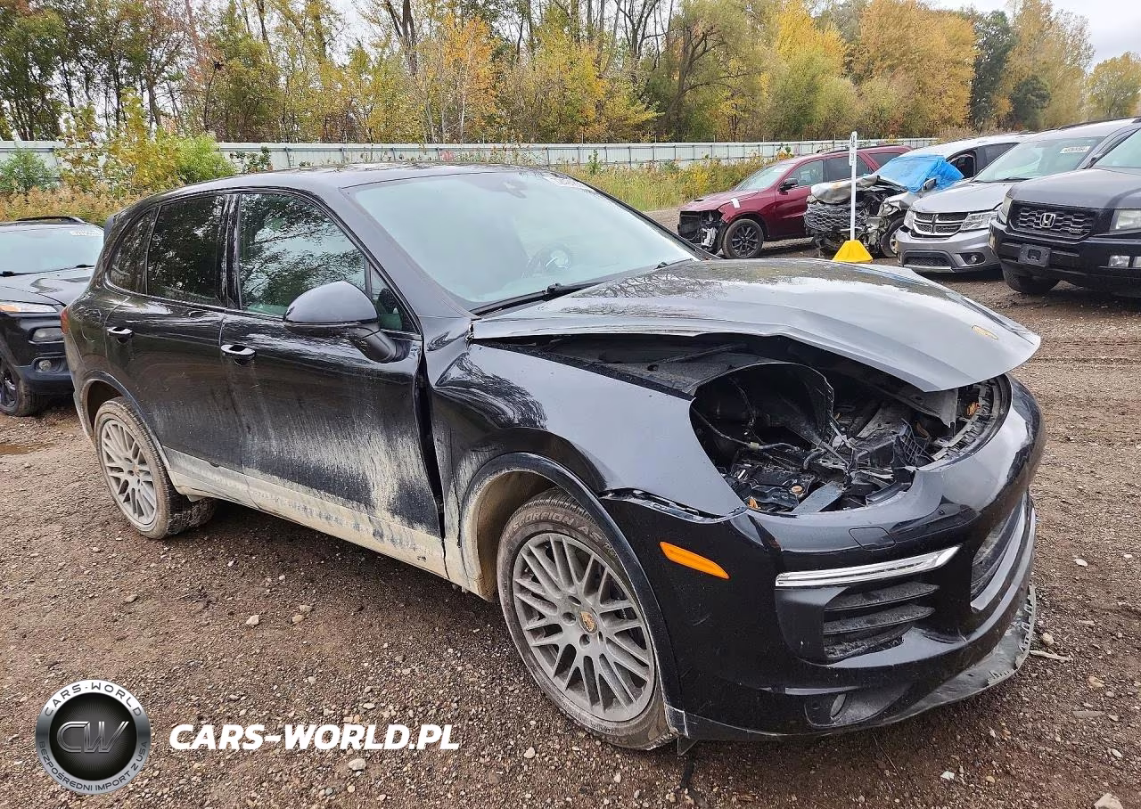 2017 Porsche Cayenne VIN:WP1AA2A23HKA86612 - 4
