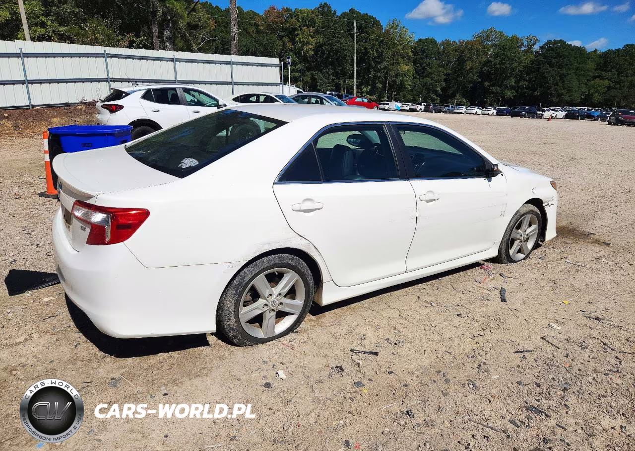 2013 Toyota Camry Se VIN:4T1BF1FK1DU217122 - 3